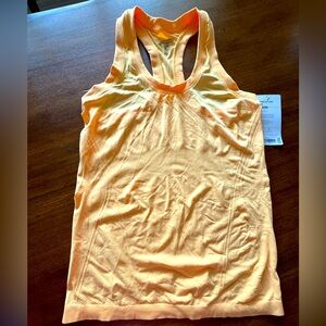 NWT Athleta Momentum Tank